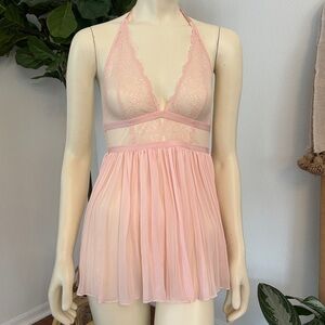 🩰 Victoria’s Secret Balletcore Pink Lace & Pleated Chiffon Slip - S